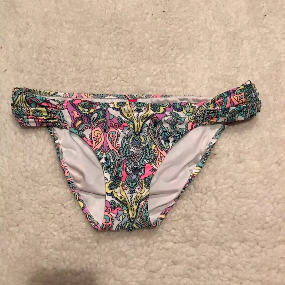 Victoria’s Secret bikini bottoms